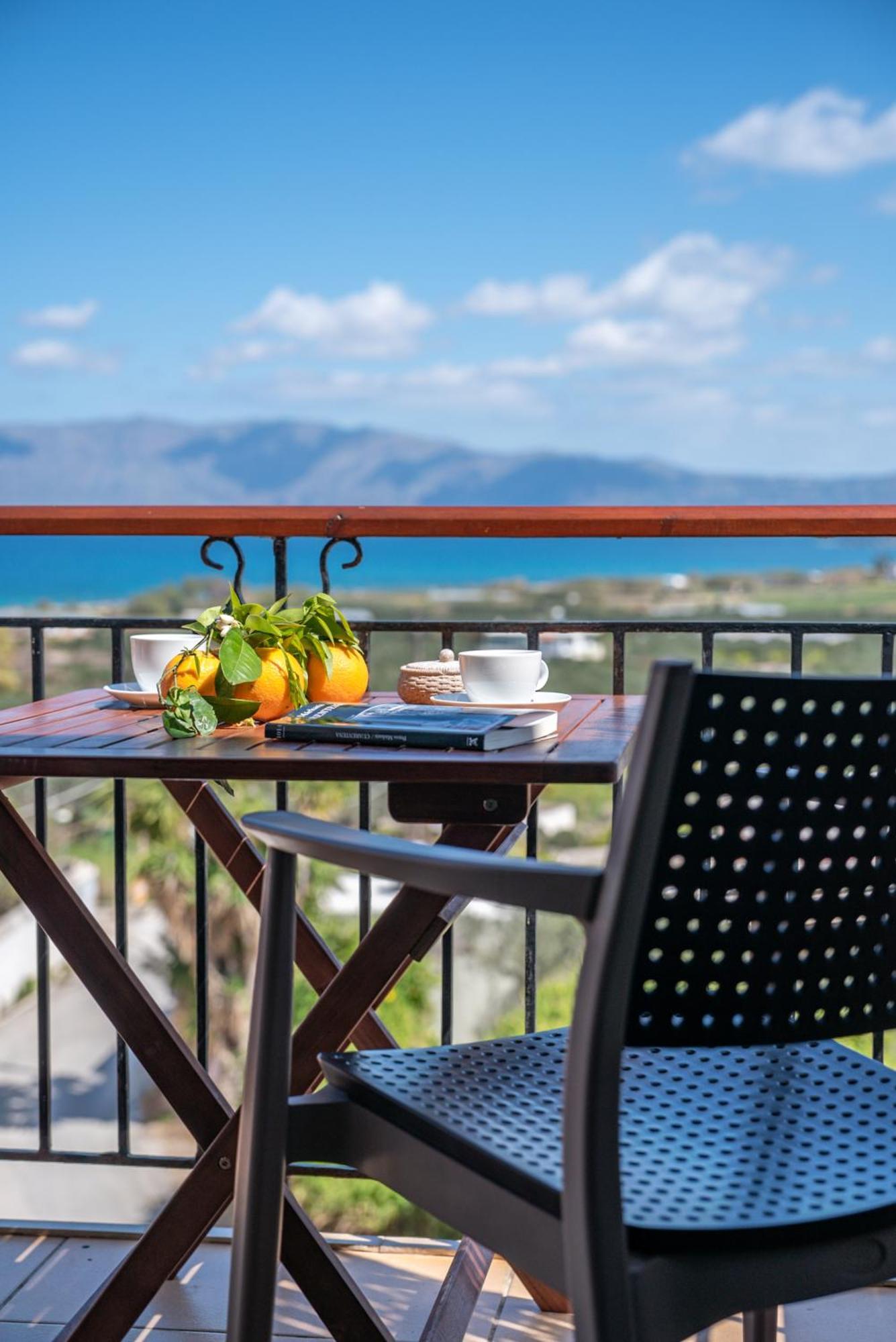 Kaliviani Traditional Hotel كيساموس المظهر الخارجي الصورة